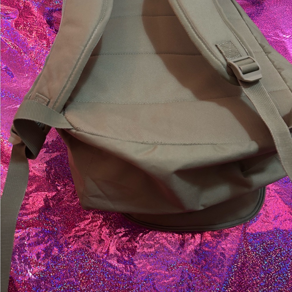 Nike Sage Green Backpack - Picture 6 of 15